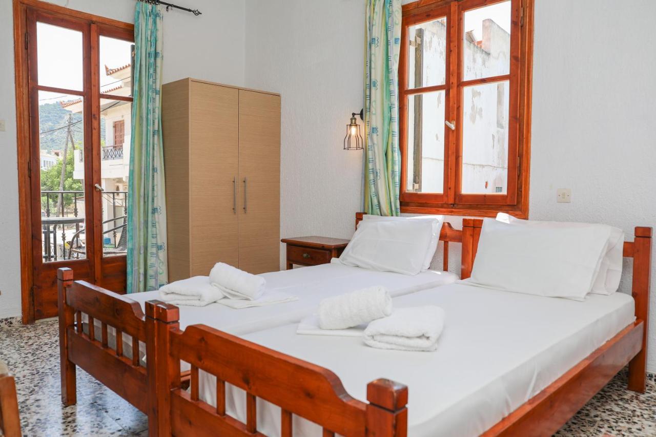 Fotini Rooms Szkópelosz Kültér fotó
